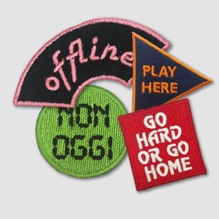 Toppe personalizzate solo testo